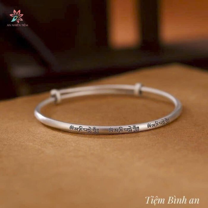 3f01a81250aed8f081bf81