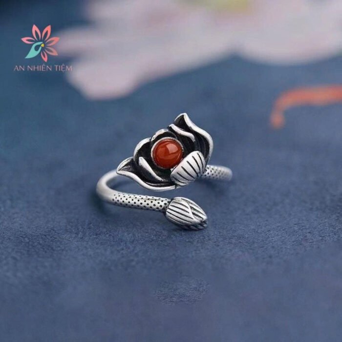 NHẪN HOA SEN CHARM NGỌC - SỰ THANH KHIẾT, THÁNH THIỆN VÀ TINH KHÔI
