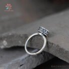 NHẪN TRỤ XOAY KHẮC CHỦNG TỰ " OM " - LẮNG NGHE THANH ÂM VŨ TRỤ
